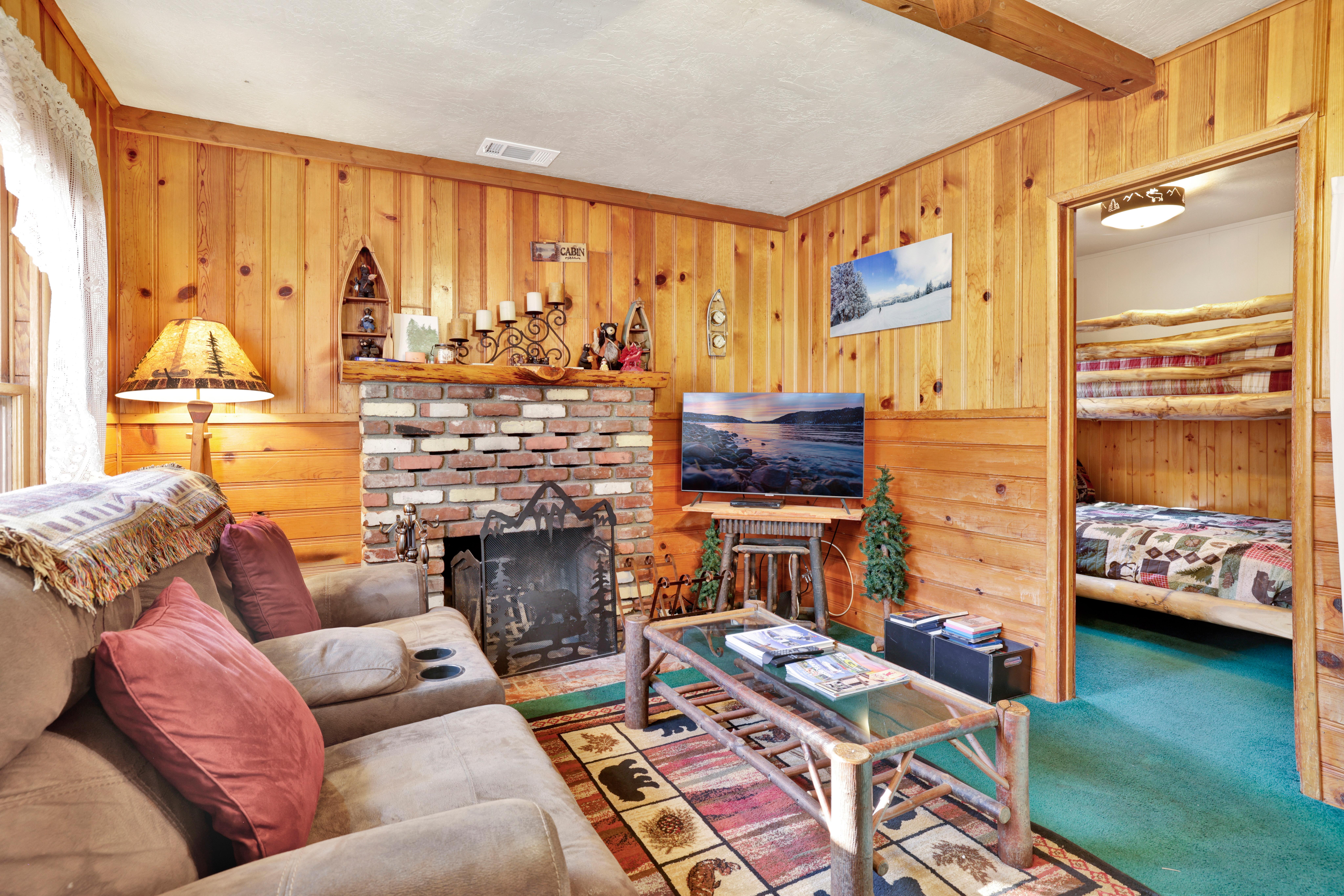 BEAR PAW COTTAGE #2395