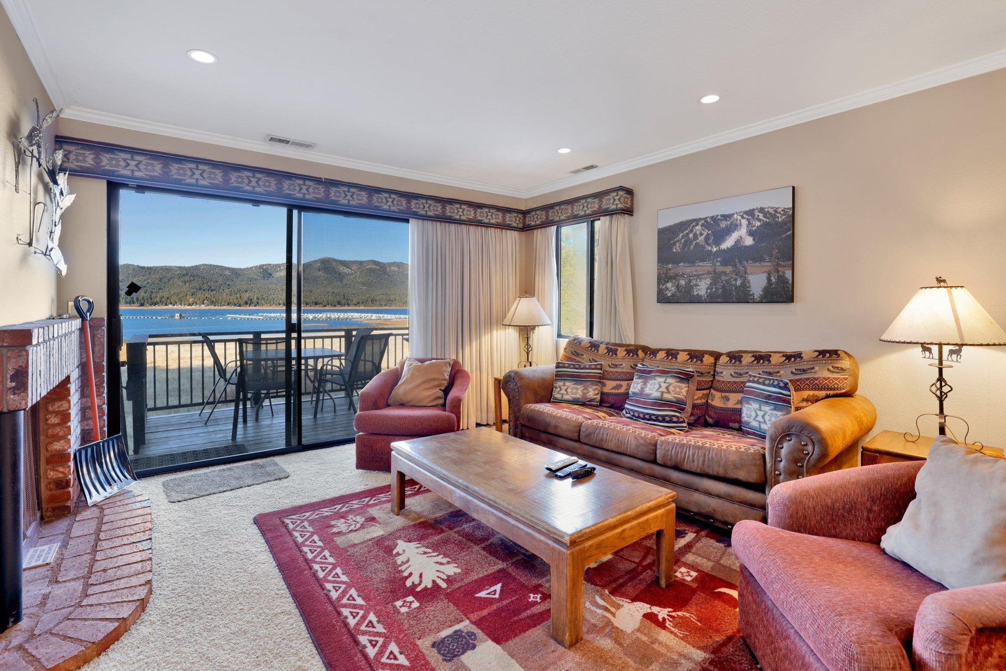 FOREST SHORES LAKE VIEW CONDO #2250