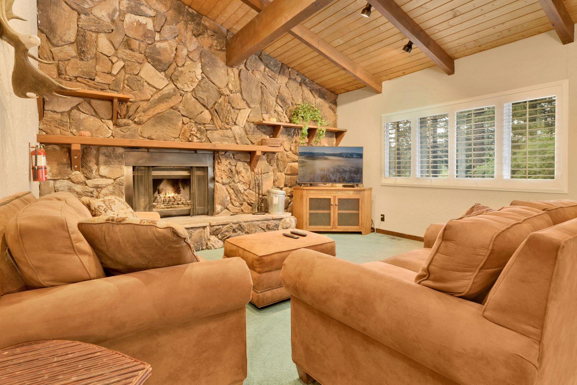 LA CERENA GETAWAY #1960