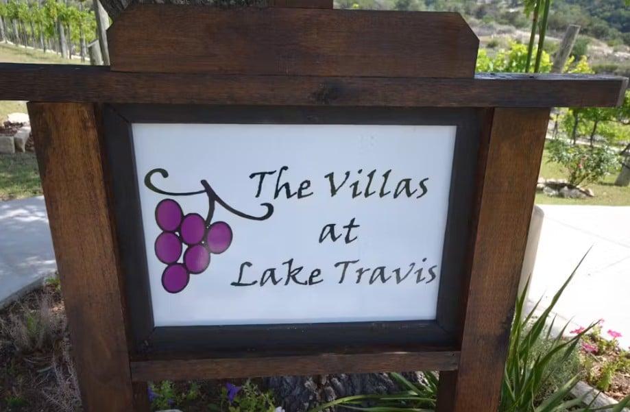 Lakefront Duplex Escape: Hill Country Views with Private Dock Access