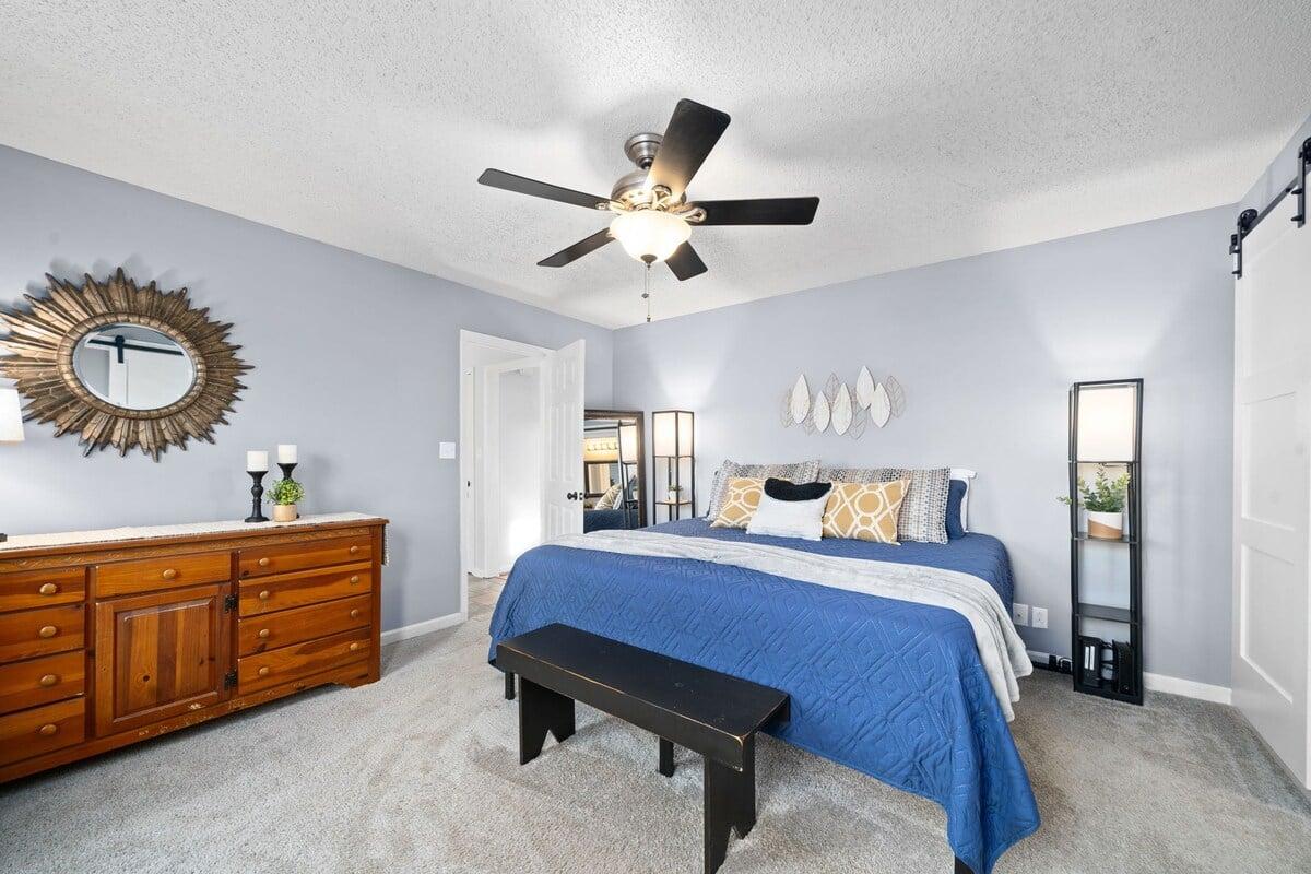 Hudson House - 0.2 Miles to Red River