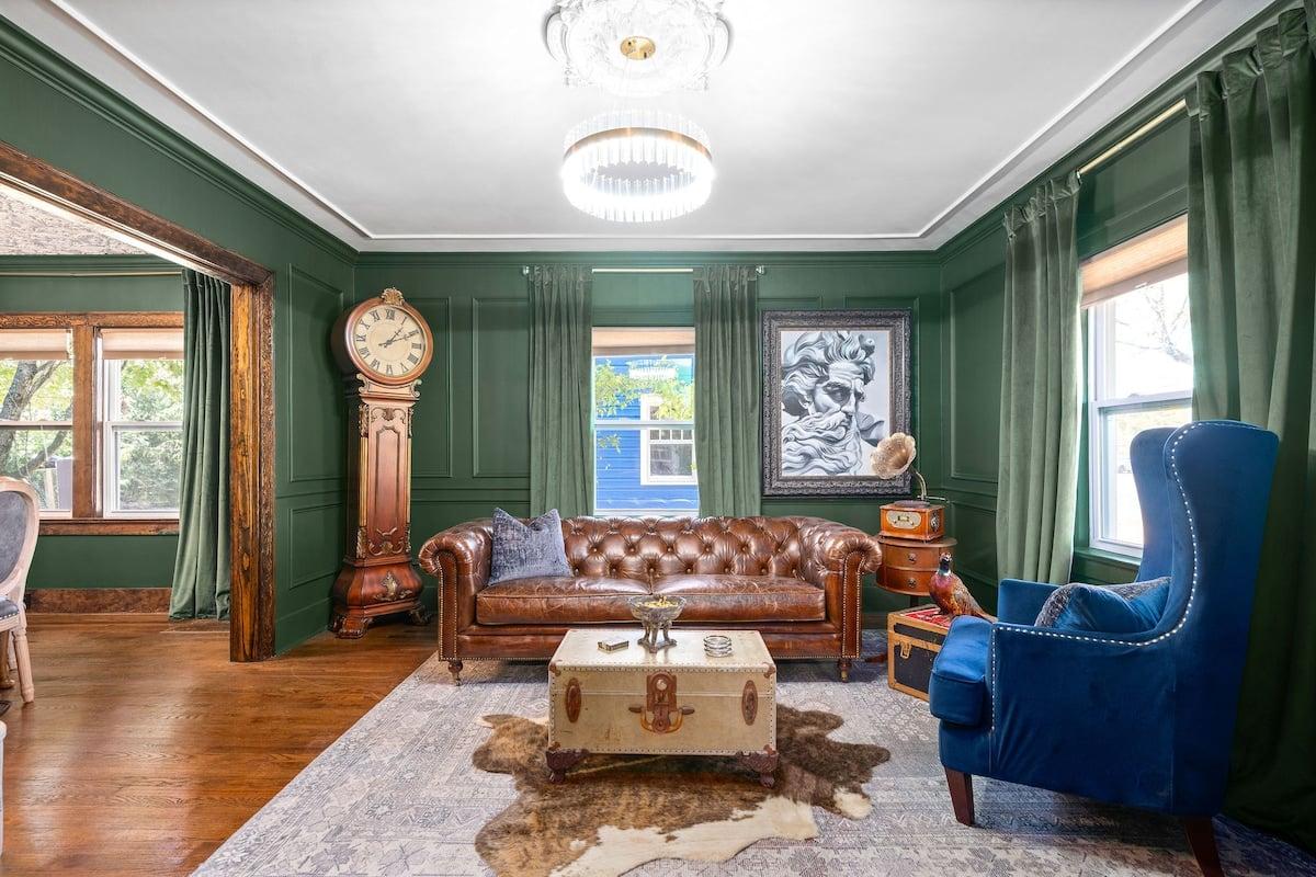 Old Clarksville House - Secret Bar