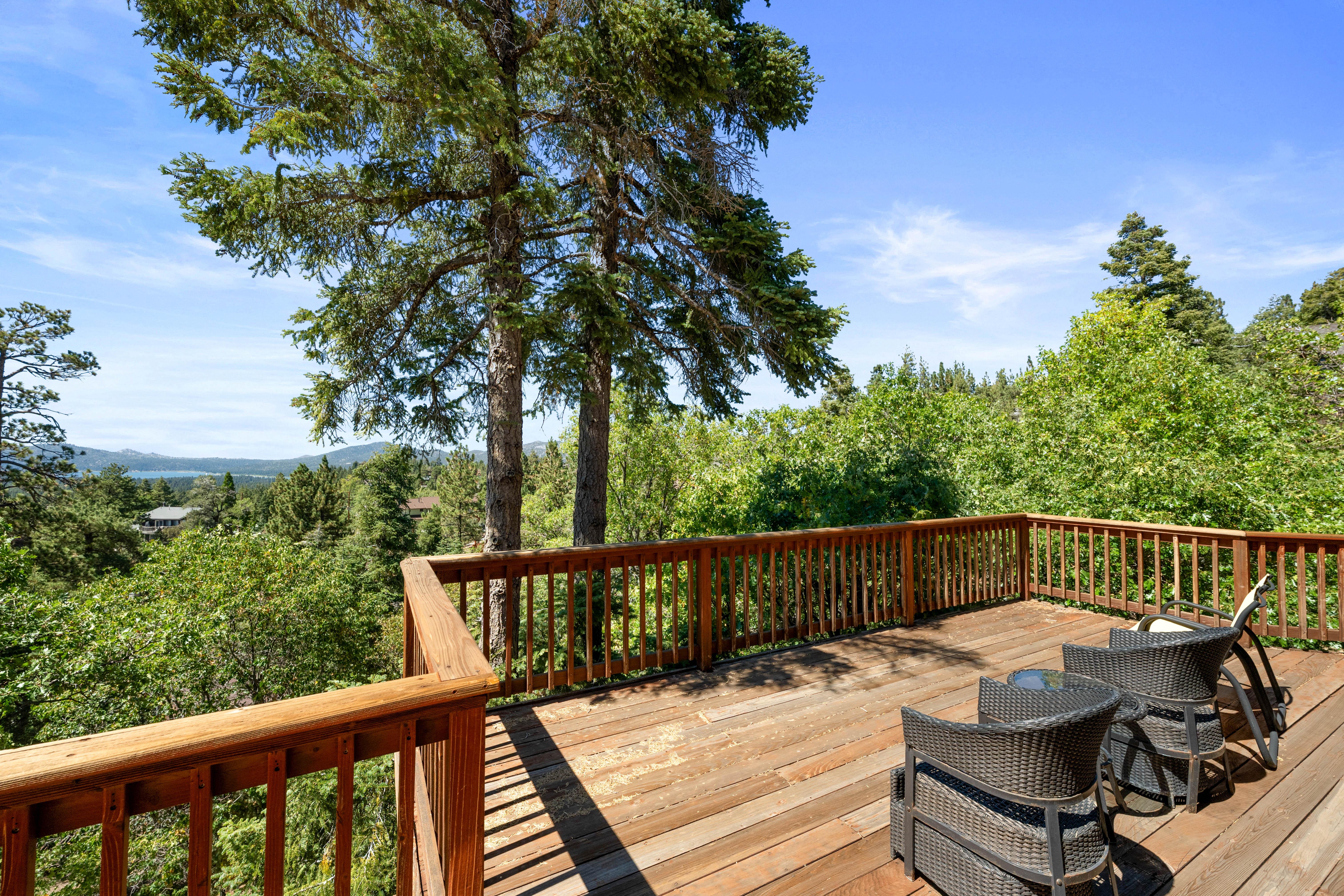 Luxury View Lodge