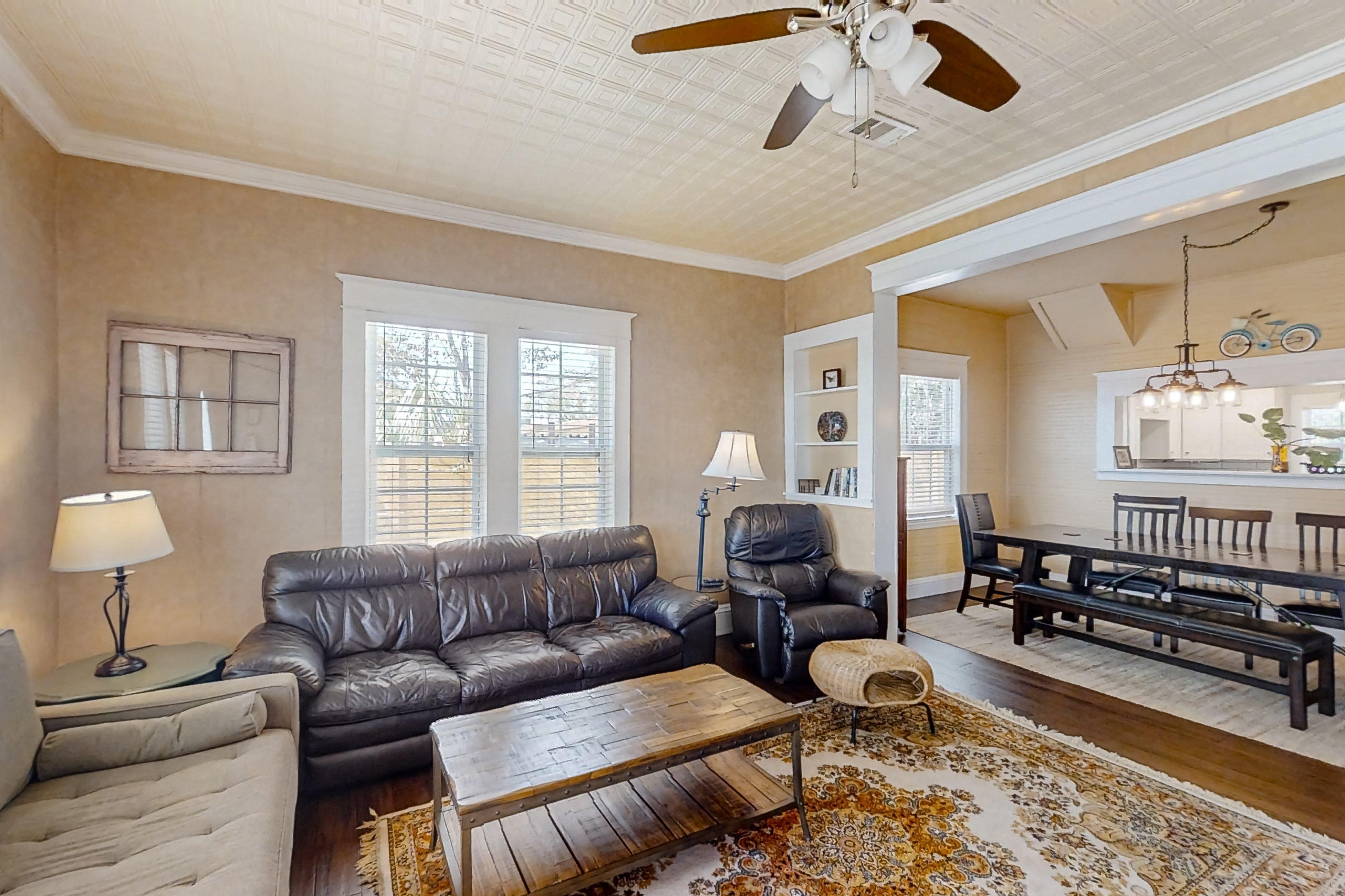 Pet -Friendly Home Walking Distance to Down St Augustine