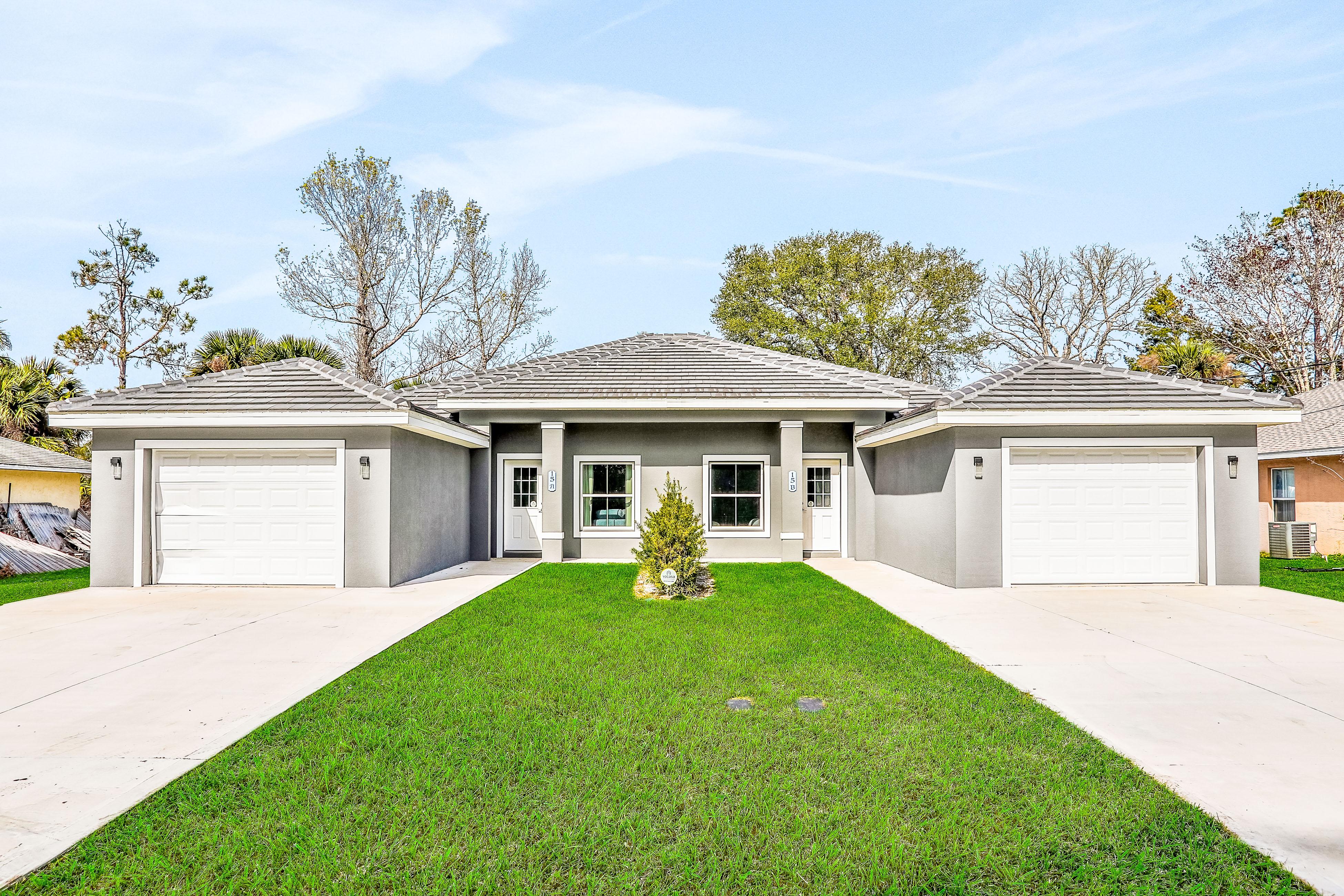 Brand-new duplex with screened pool, furnished lanai, grill, AC, & washer/dryer