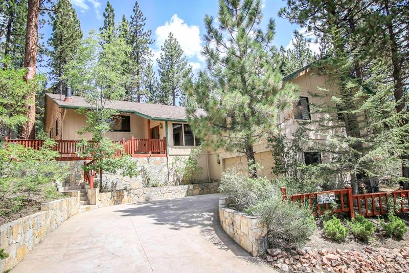 A Big Olympic Getaway 4 Bedroom Apts