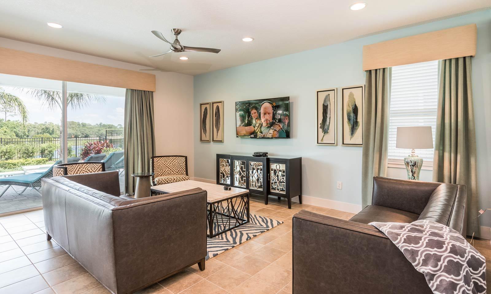 Traditional 5 Bdrm Villa with Screened In Pool at Encore 4