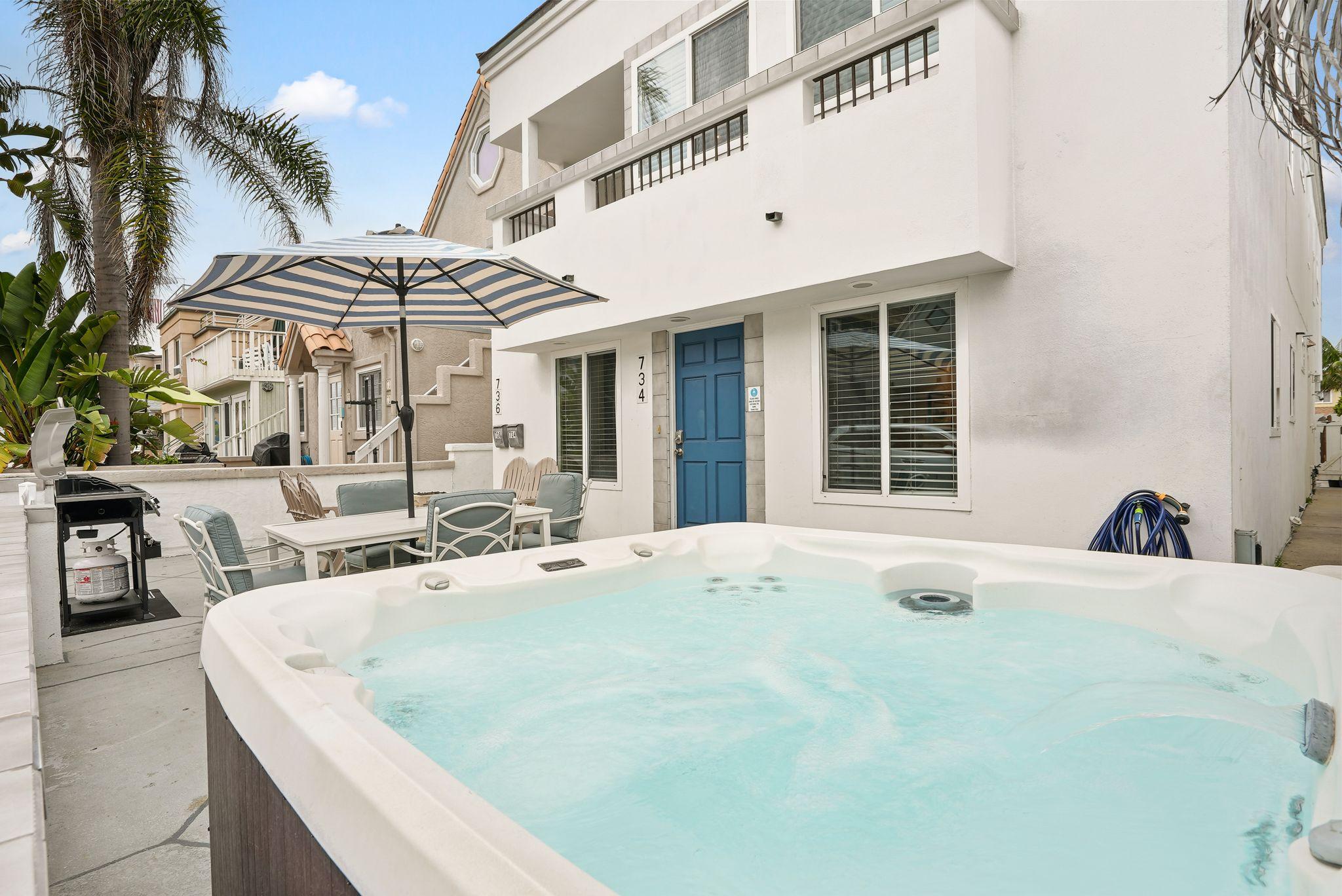 Hot Tub, Fire Pit And Spacious Patio Escape - Coastal Chic Retreat - San Diego, CA