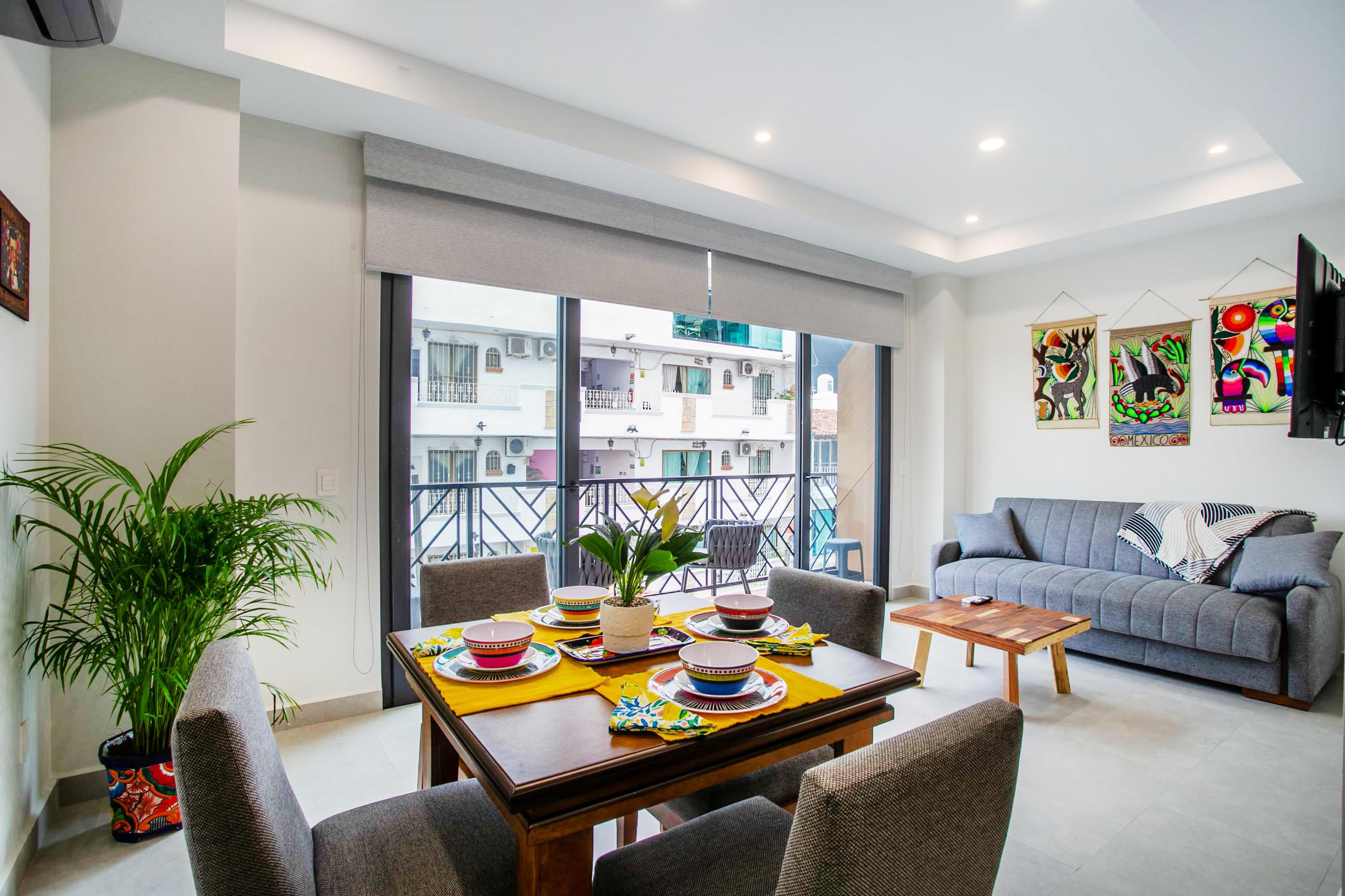 New 1BR in Downtown Near the Beach 2