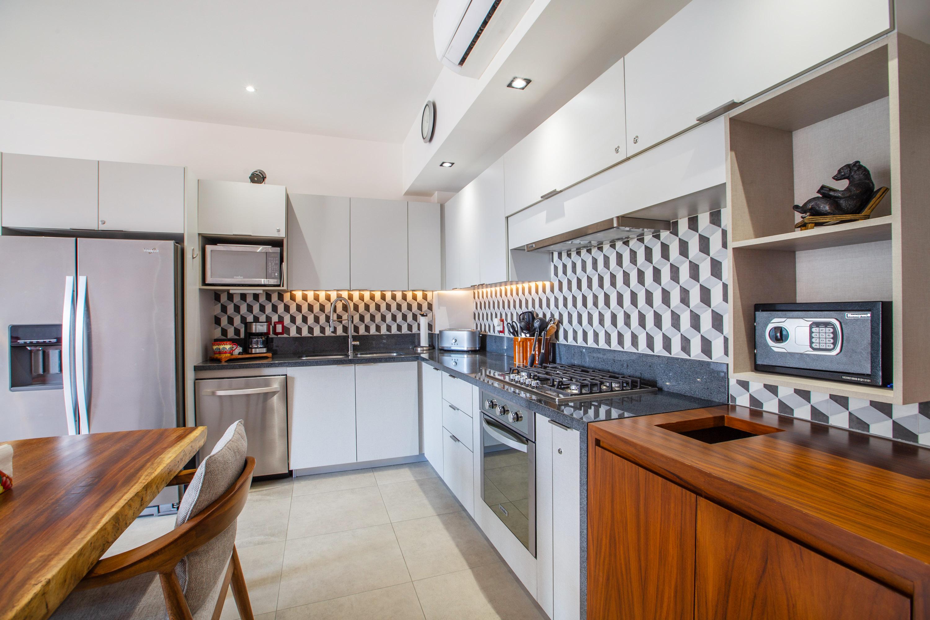 Pavilion Condo - 2 Pools, 2 Hot Tubs, Gym, BBQ 3