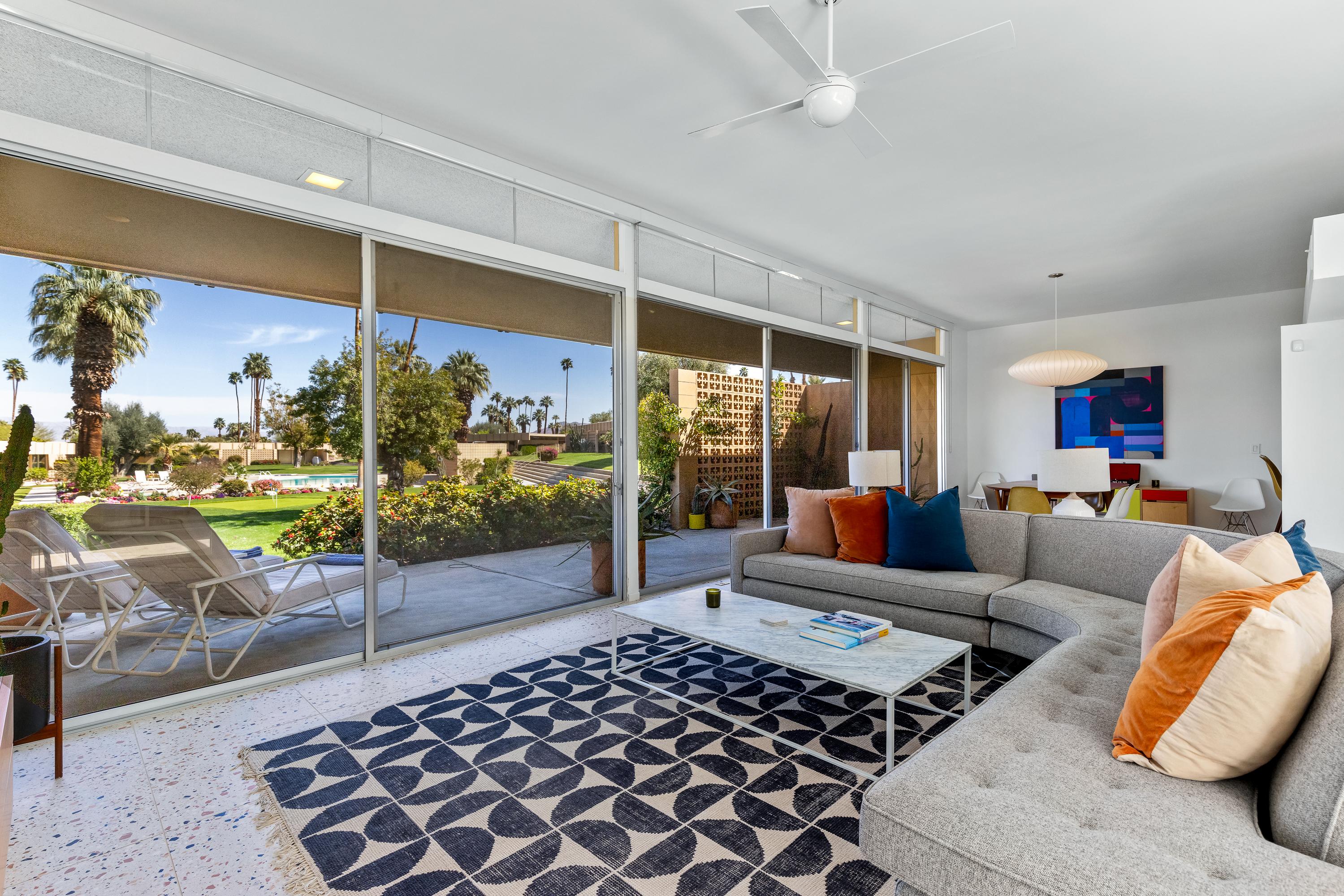 Sandpiper Jewelbox 2