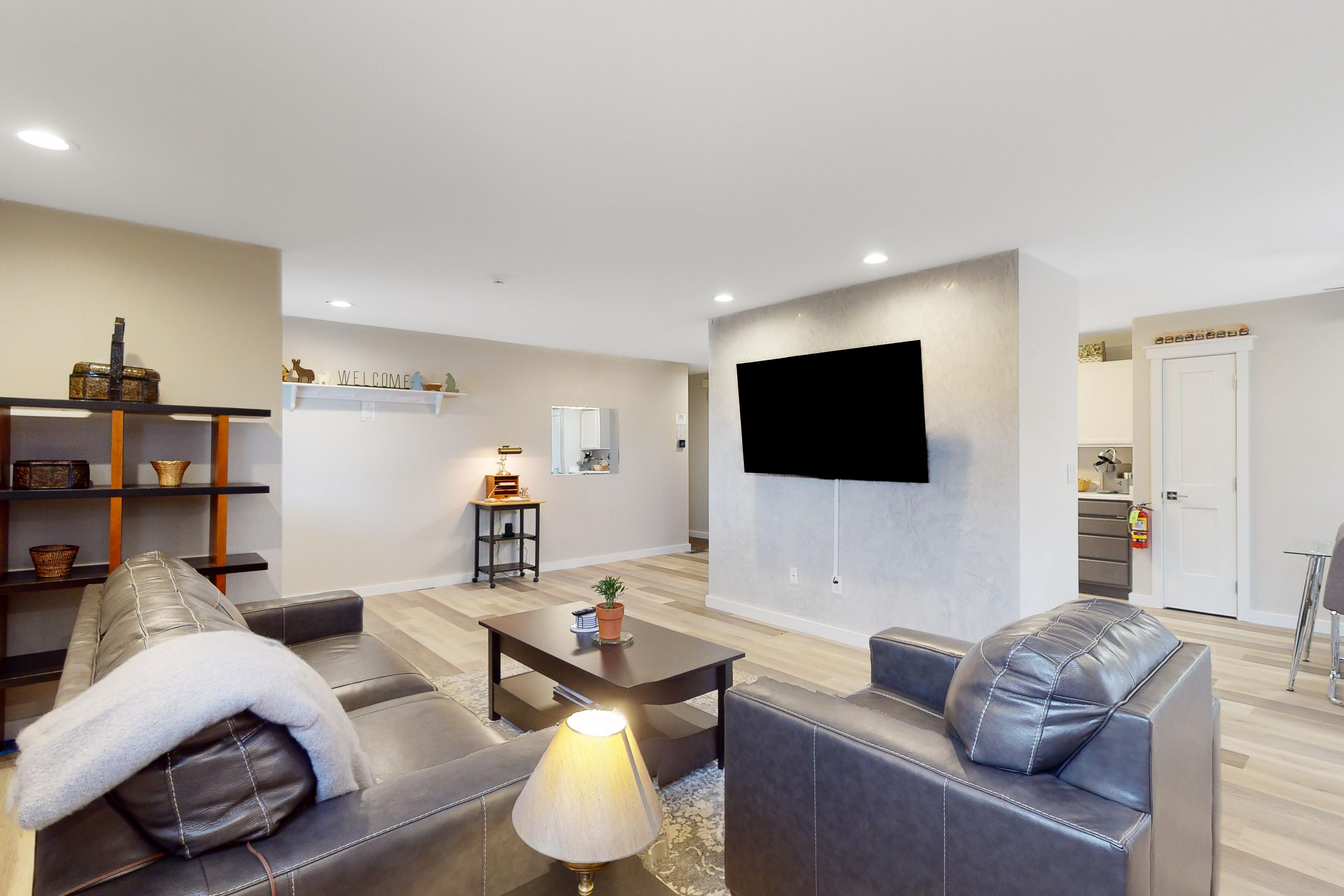 Modern Comfortable Oasis 4