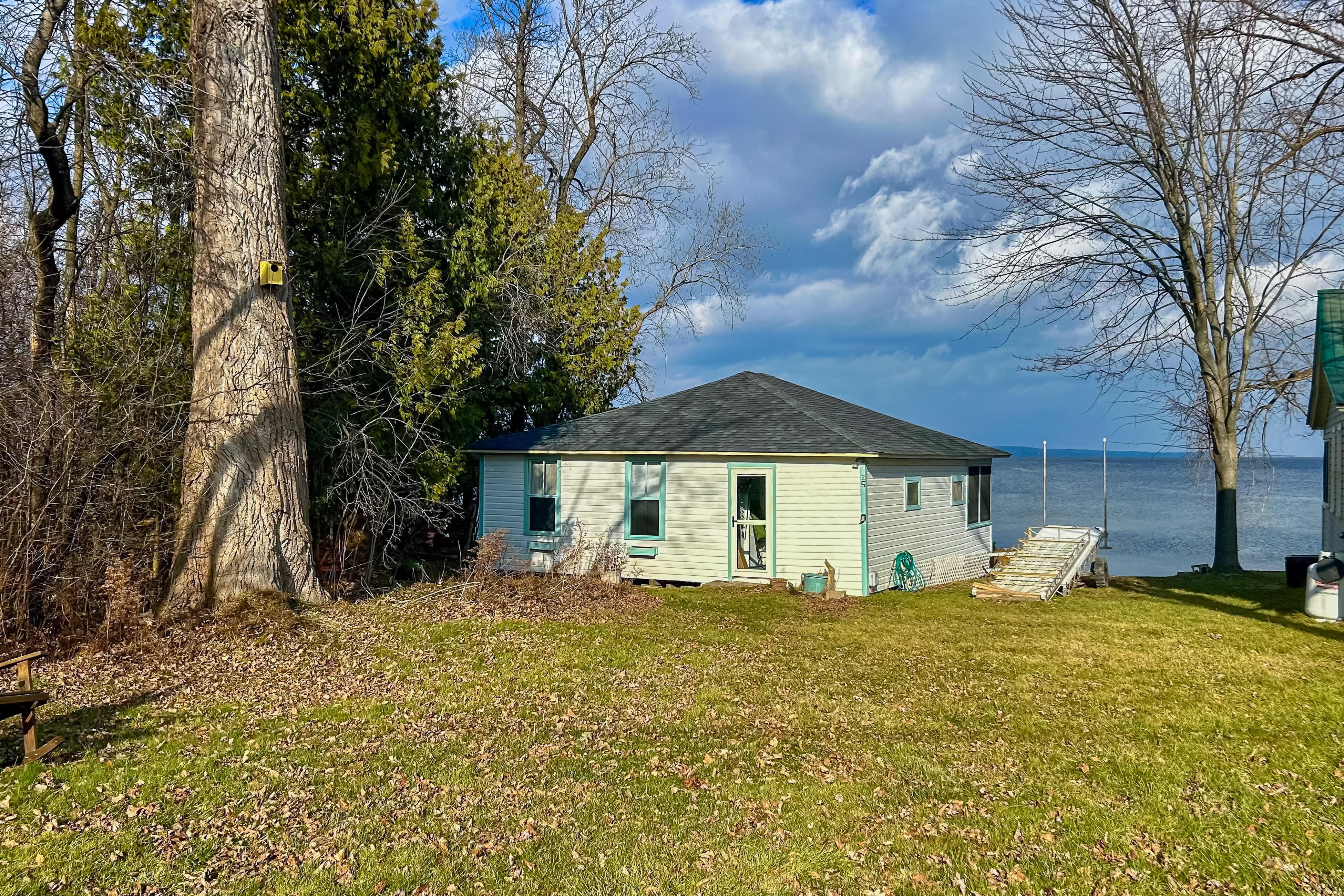 Sun Hugged Cottage