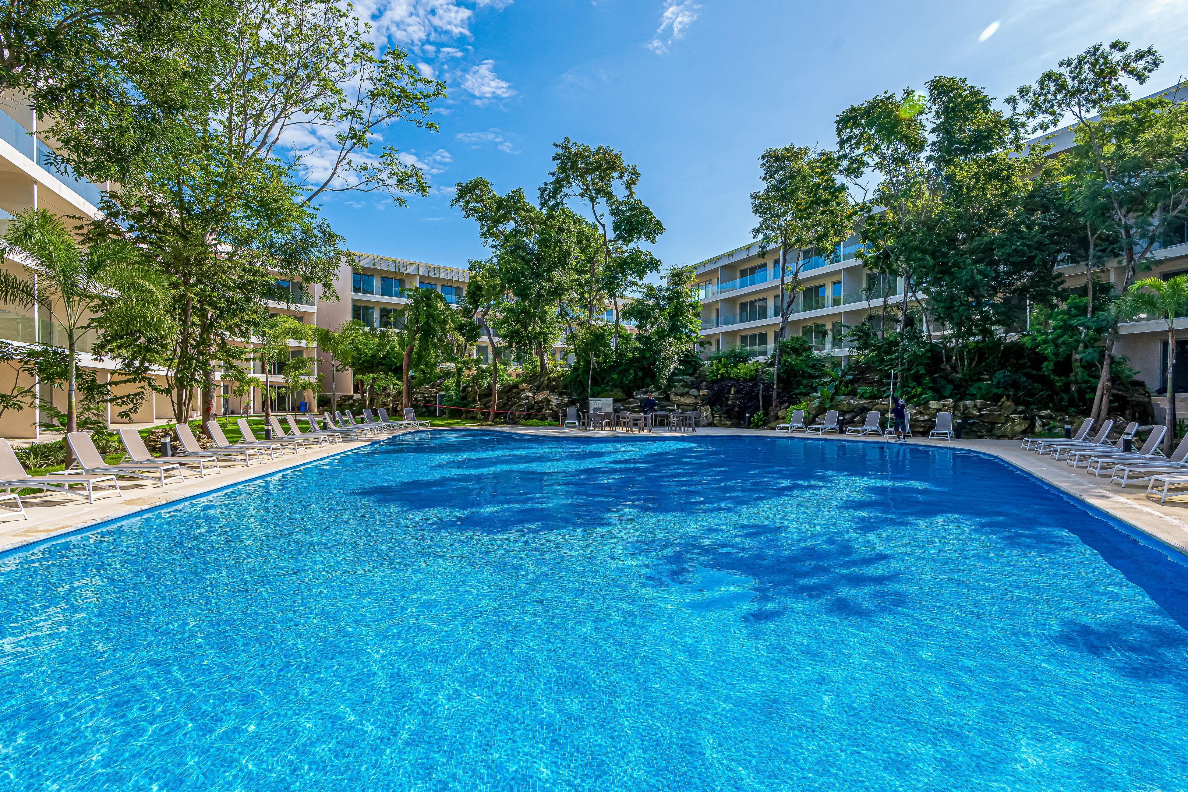 Breeze Retreat TL B207 6