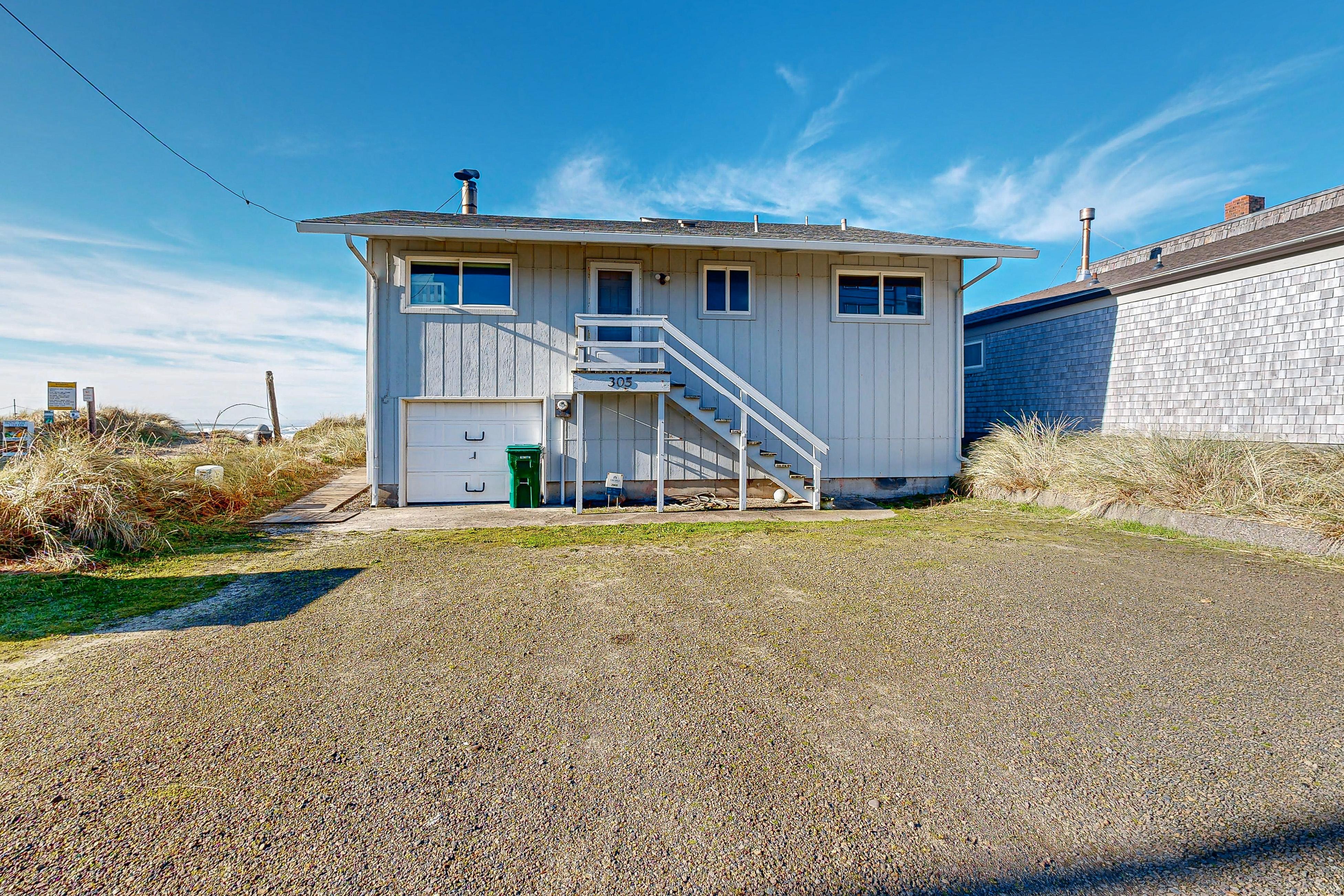 Rockaway Beach Cozy Cabin | Photo 1