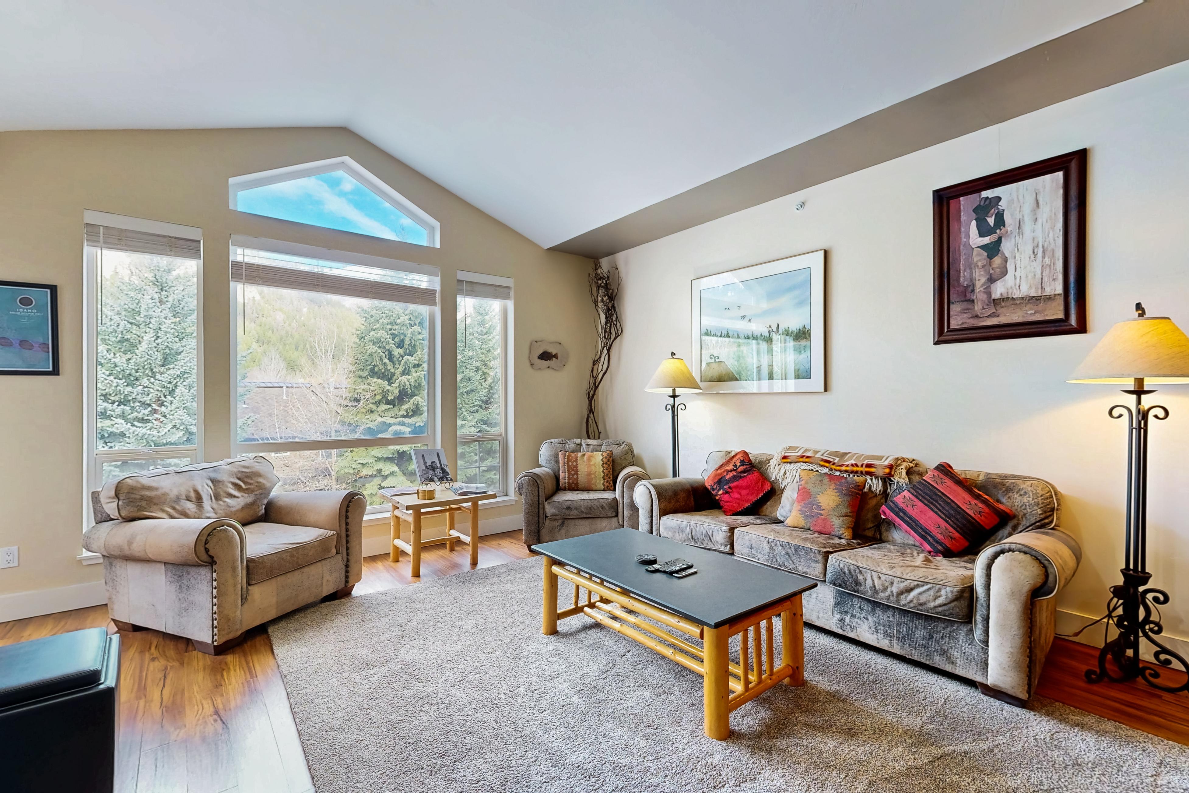 Wood River Condo | Photo 1