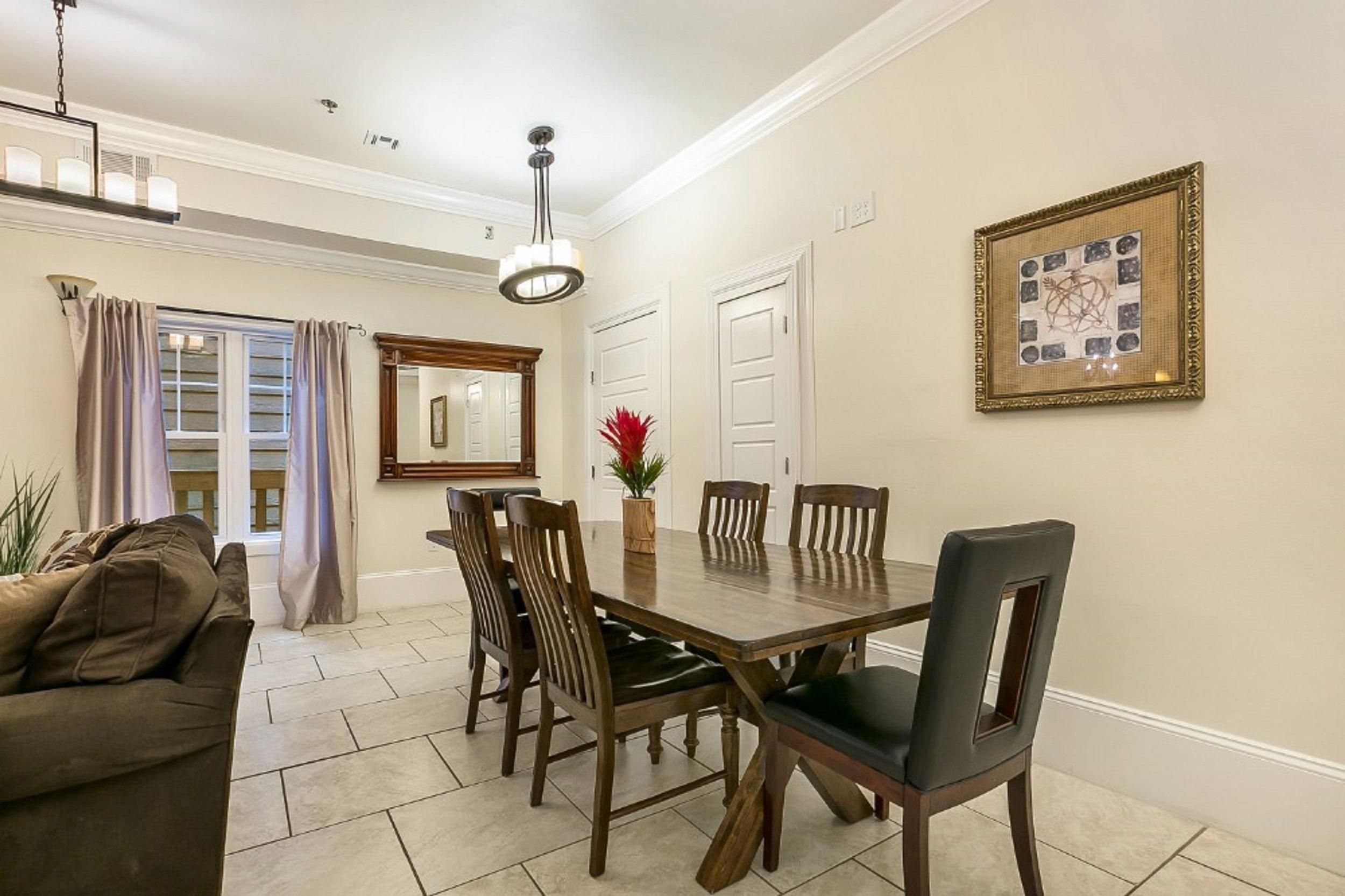 Modern Urban Retreat Half a Block to St Charles St. 3