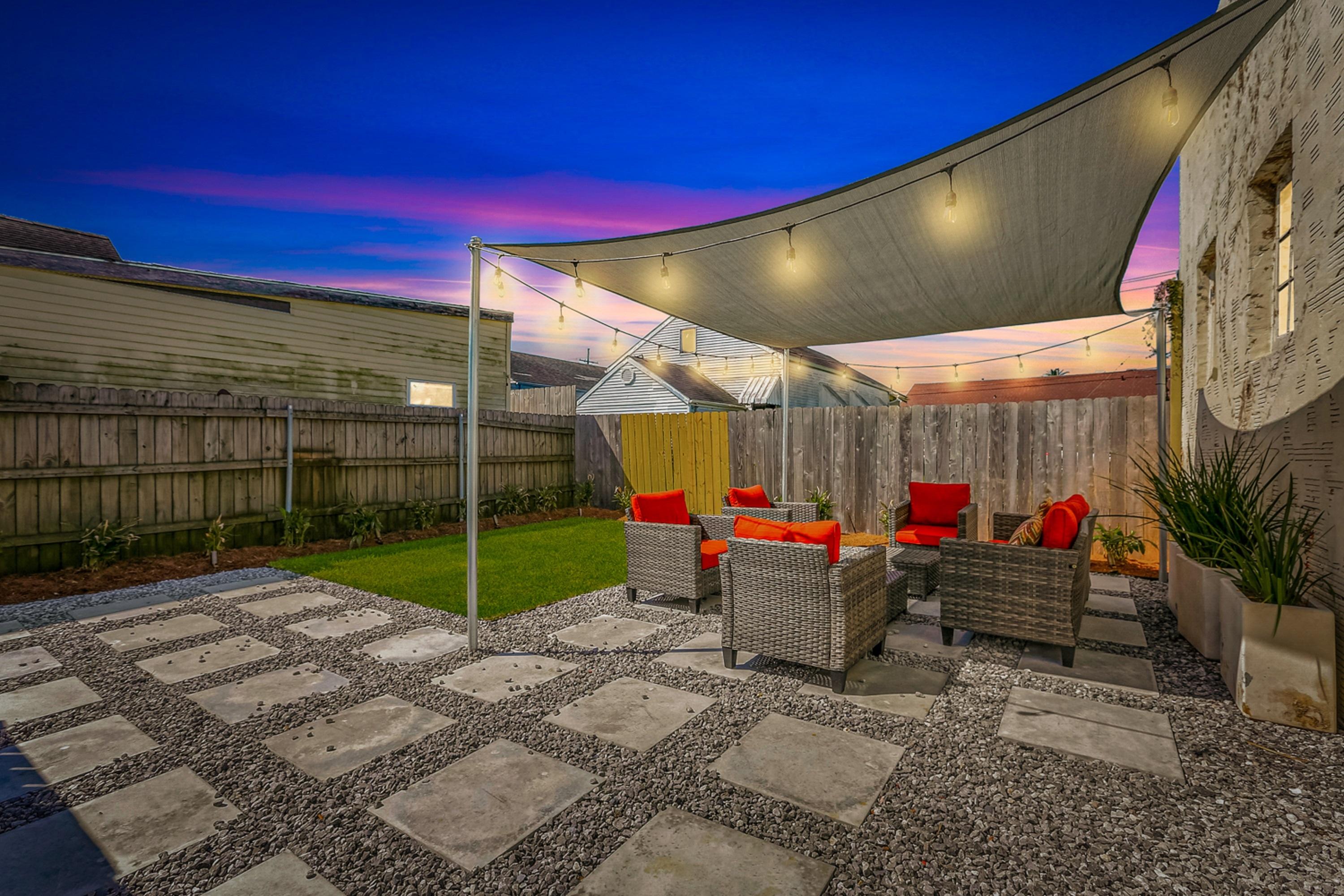 Private 2BR House in Uptown 3