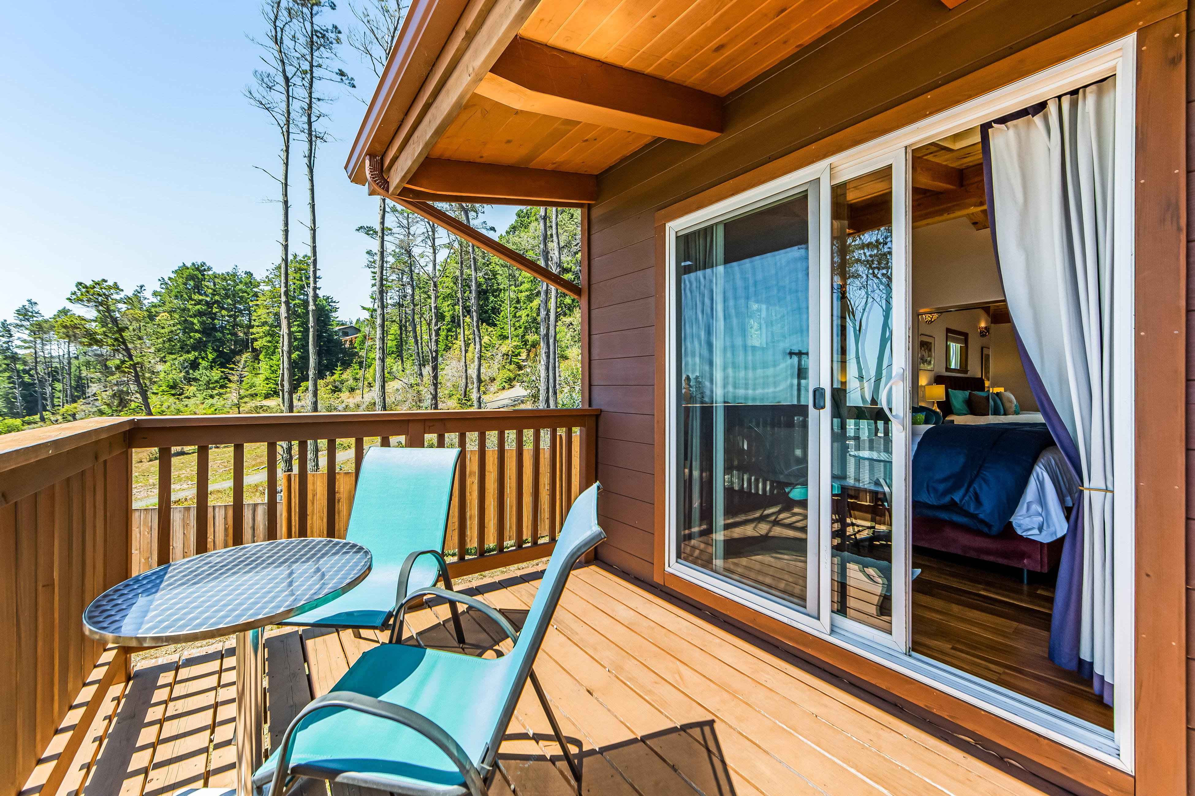 High Tor Upper House with Great Ocean Views 3