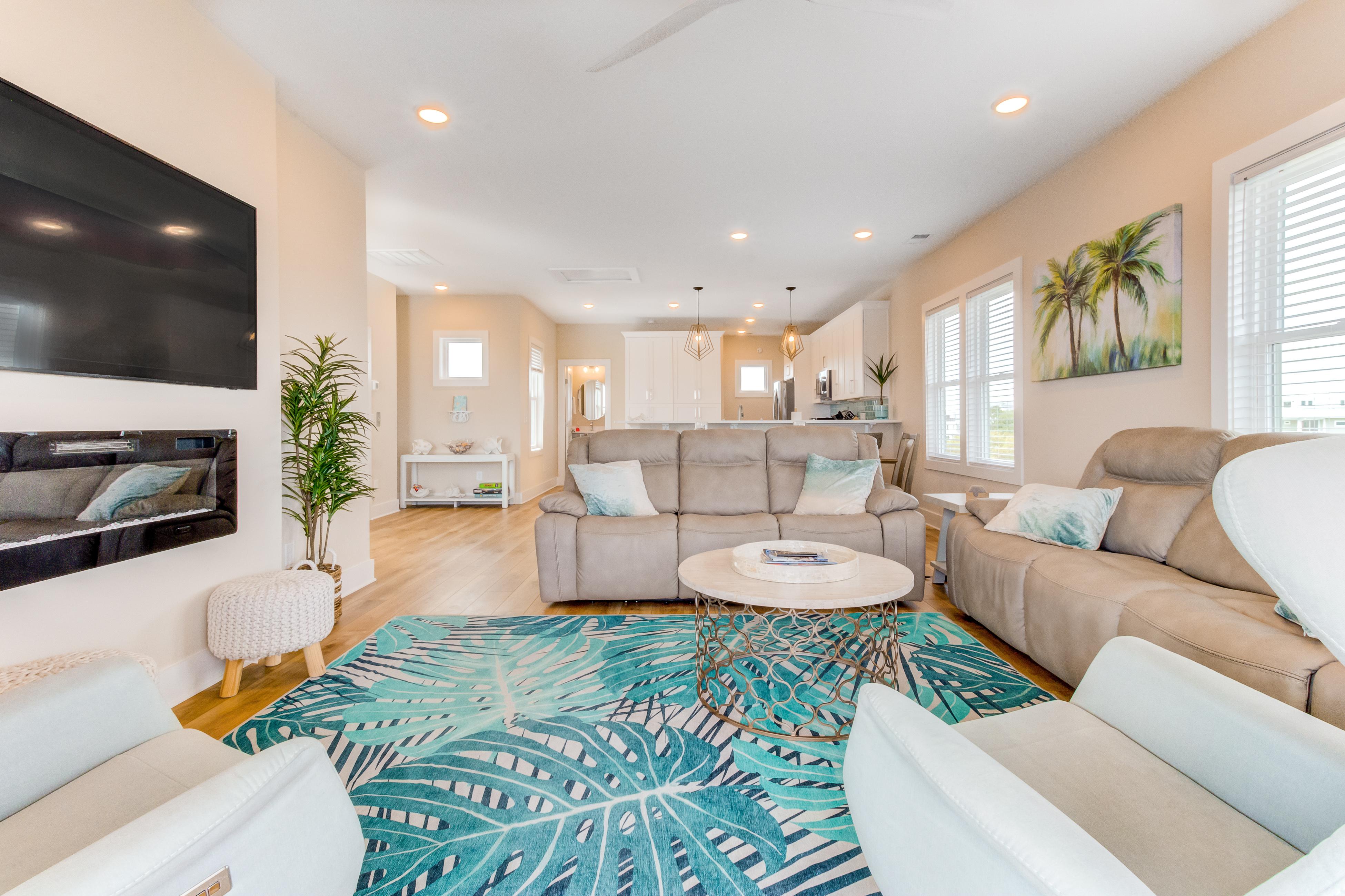 Luxury Coastal Oasis 5