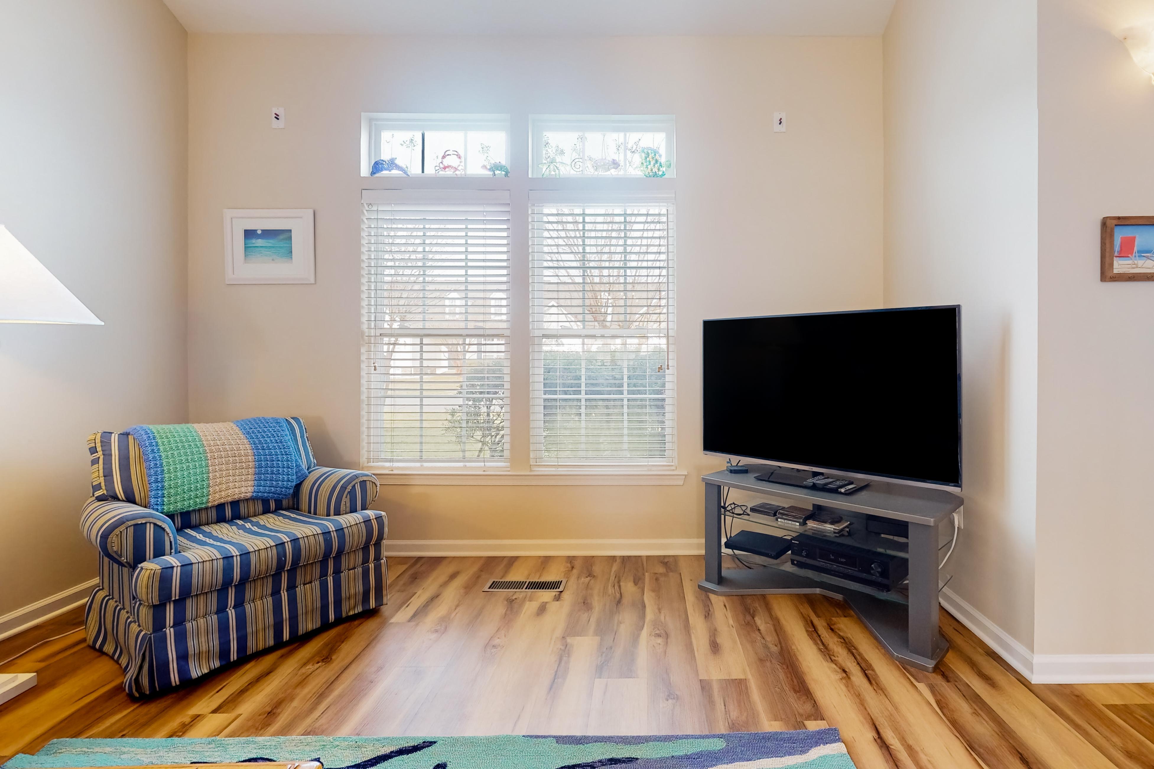 Bayview Landing - 37967 Bayview Circle E 3