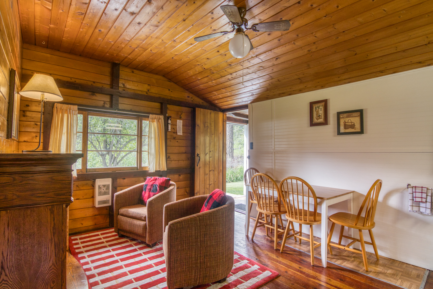 Timbers Resort 2 bedroom: Cabin 1 5