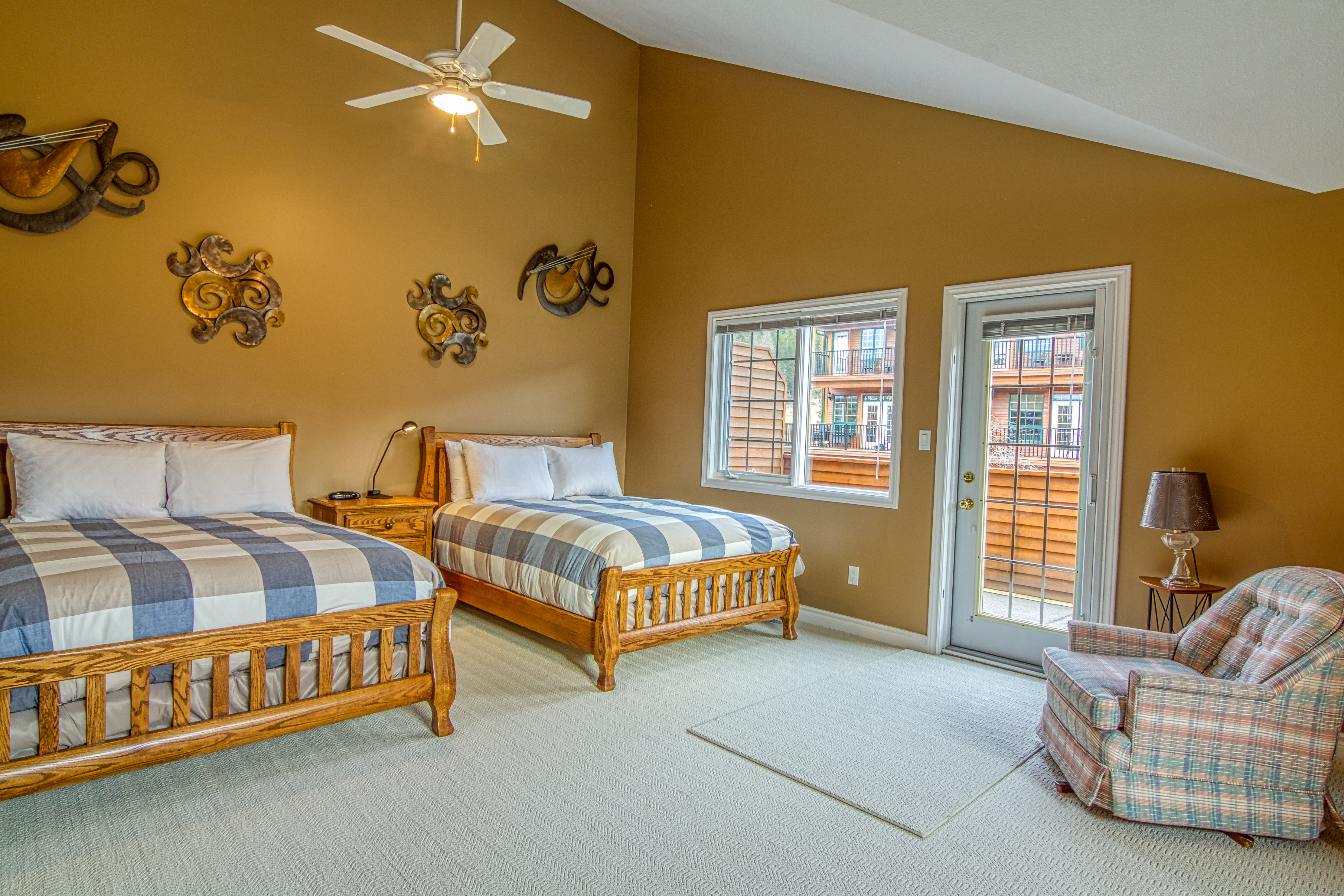 Marble Canyon 4 bedroom townhome: Unit 402P2 with golf course view 6