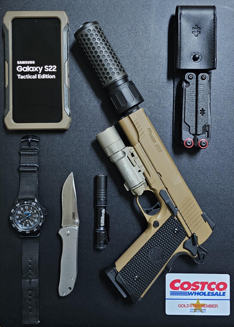 55/M Pie Flatter at Byron Gourmet Pies.