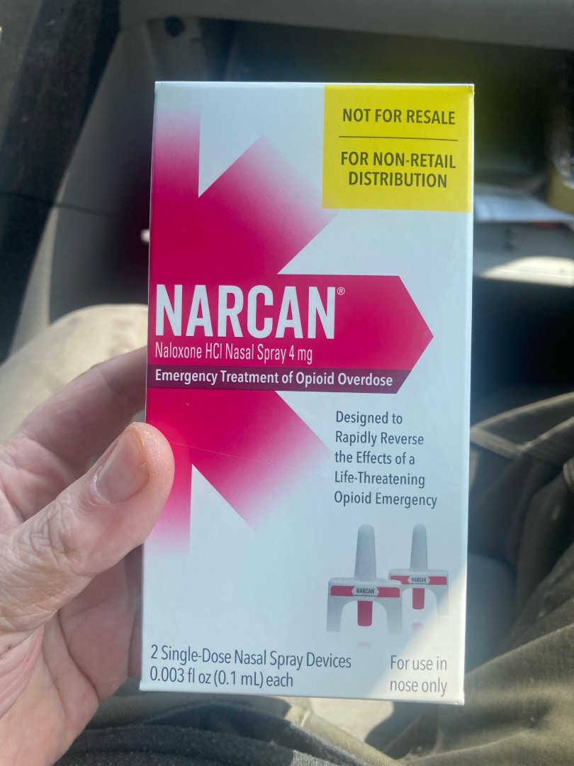 This is absolutely something you should try to EDC in this day and age even if you don’t use drugs.